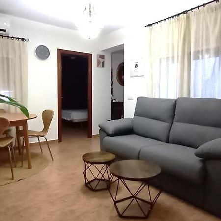 Centrico Apartamento En Cordoba By Bebalmy Bagian luar foto